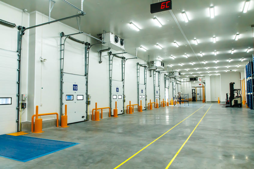Distribution warehouse cold room storage